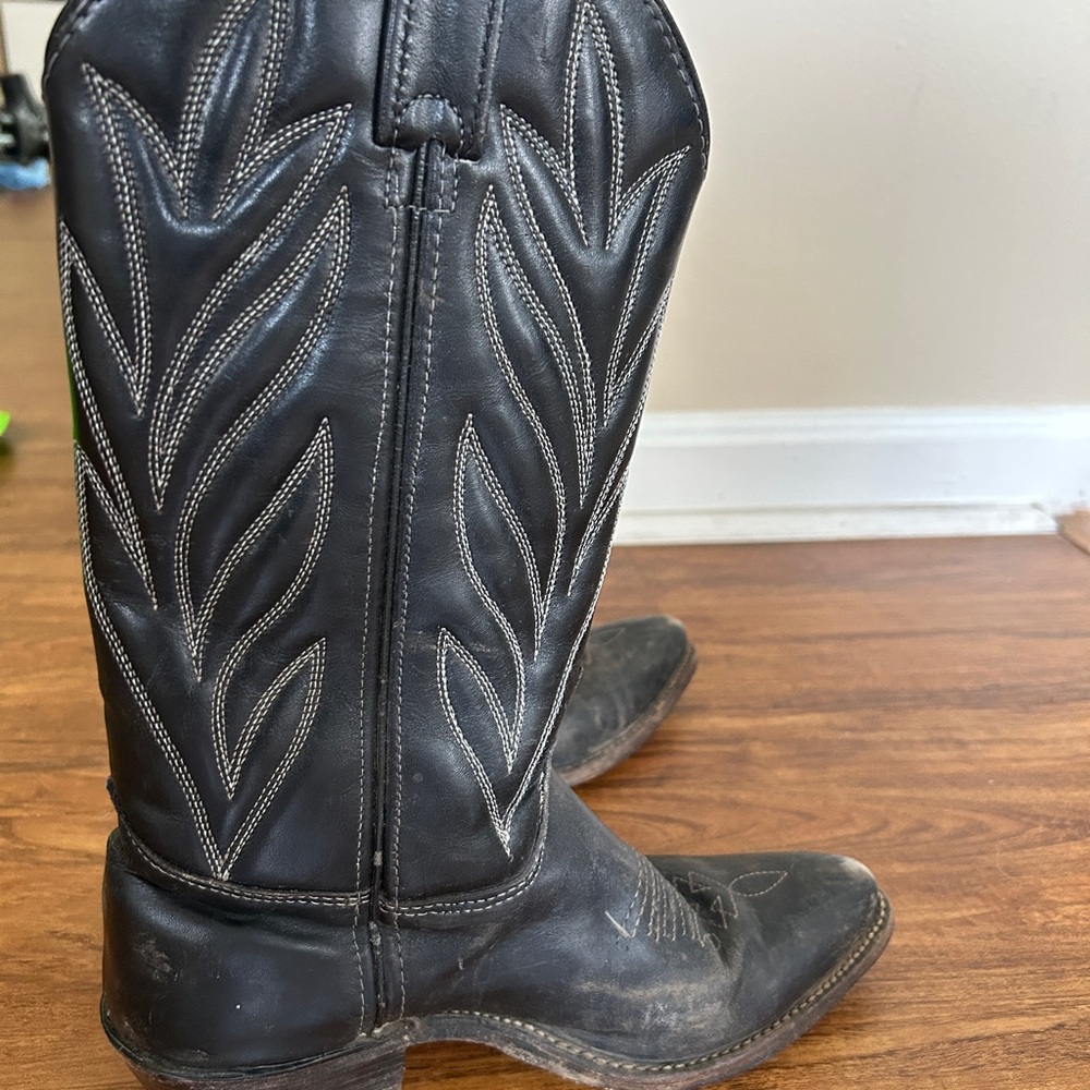 Black and Tan Cowboy Boots